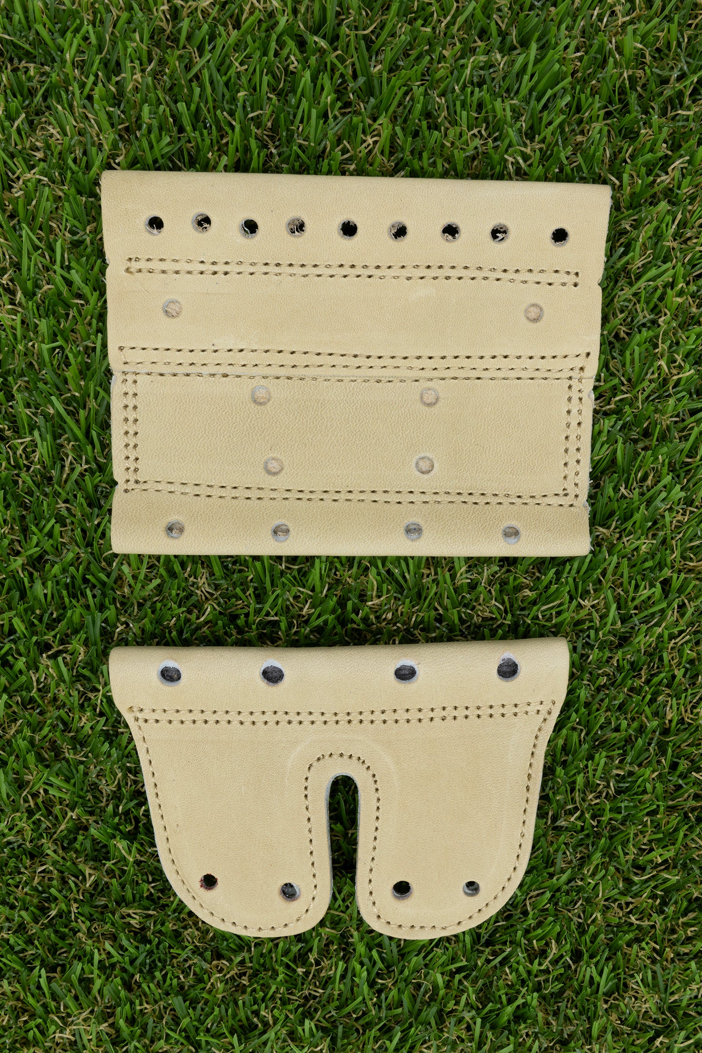 Pitchers 2-Piece Web