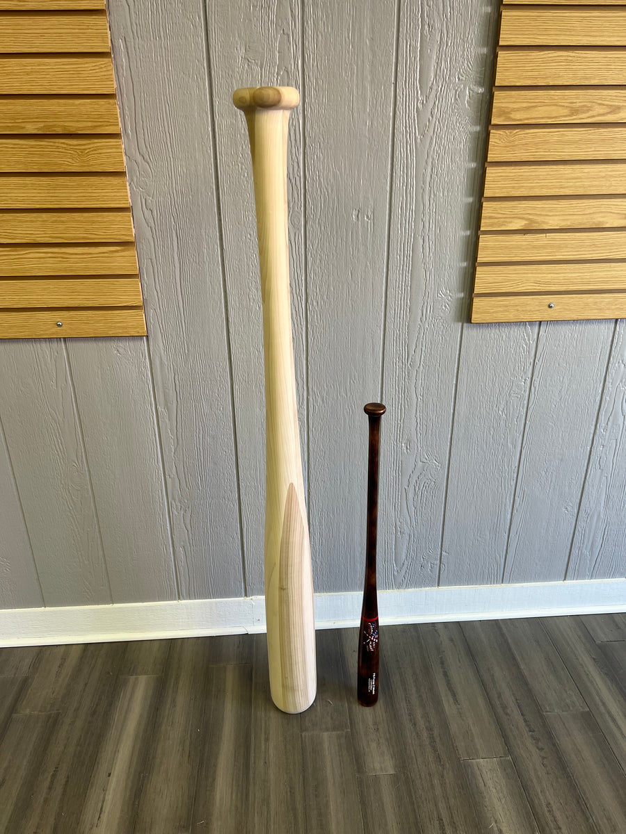 Giant Amish Crafted Bat – Flatbill Baseball