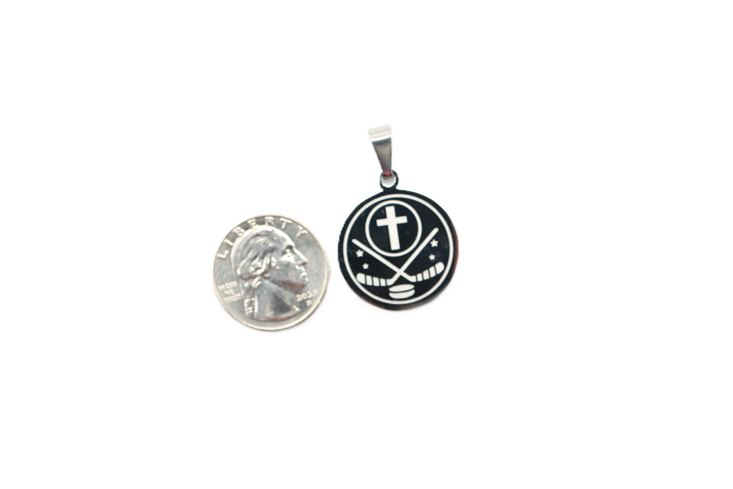 Engraved Hockey 2D Pendant - Silver